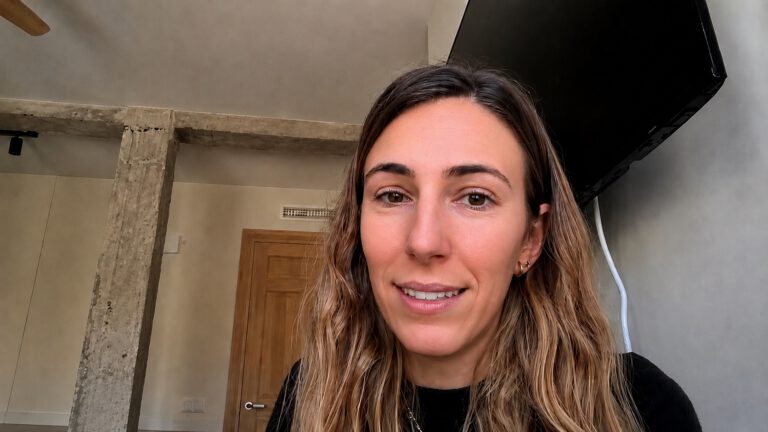 Cómo Nico empezó a dormir mejor pese al reflujo y los despertares frecuentes